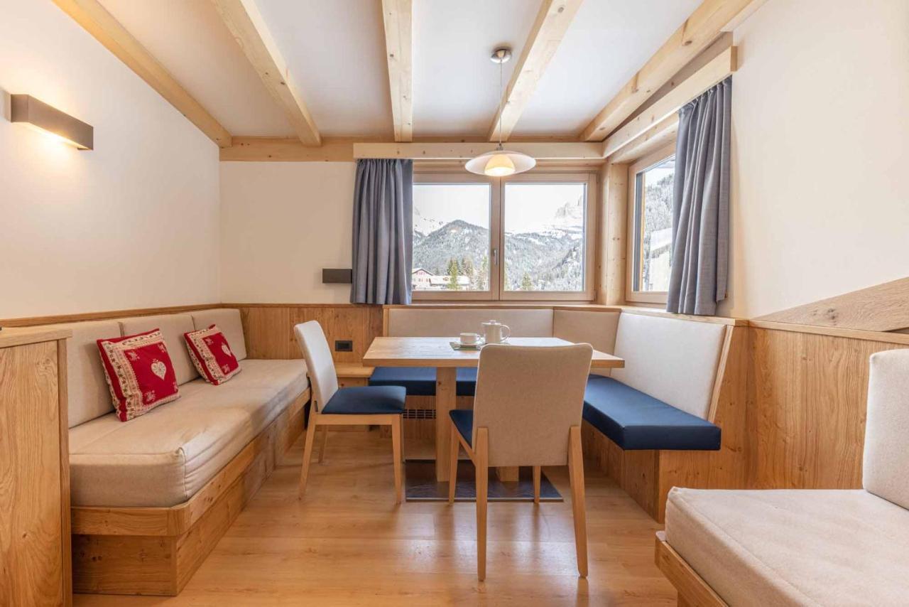 Albergo Arnica Canazei Zewnętrze zdjęcie